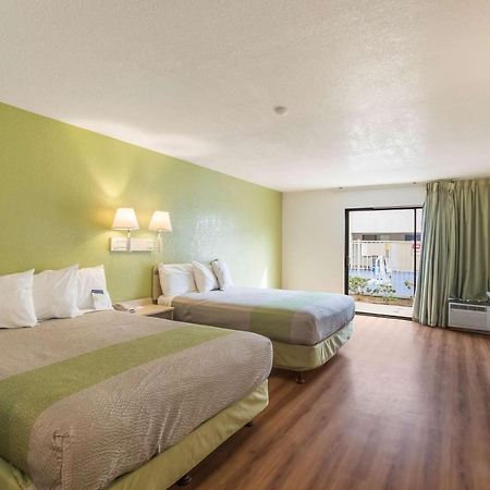 Motel 6 Hemet Εξωτερικό φωτογραφία