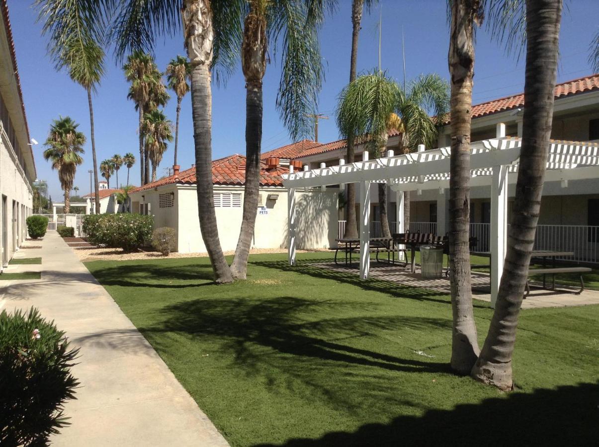Motel 6 Hemet Εξωτερικό φωτογραφία
